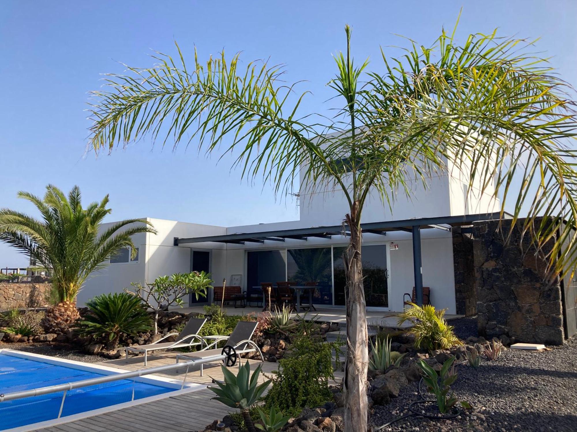 Majanicho Rock - Villa With Heated Pool Лахарес Екстер'єр фото