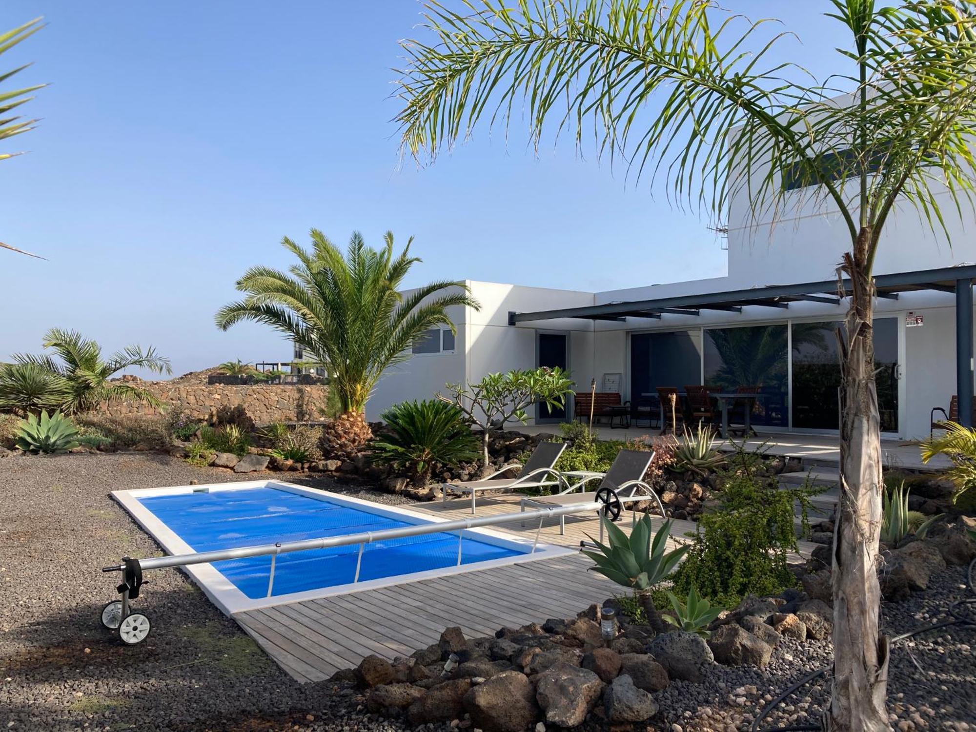 Majanicho Rock - Villa With Heated Pool Лахарес Екстер'єр фото